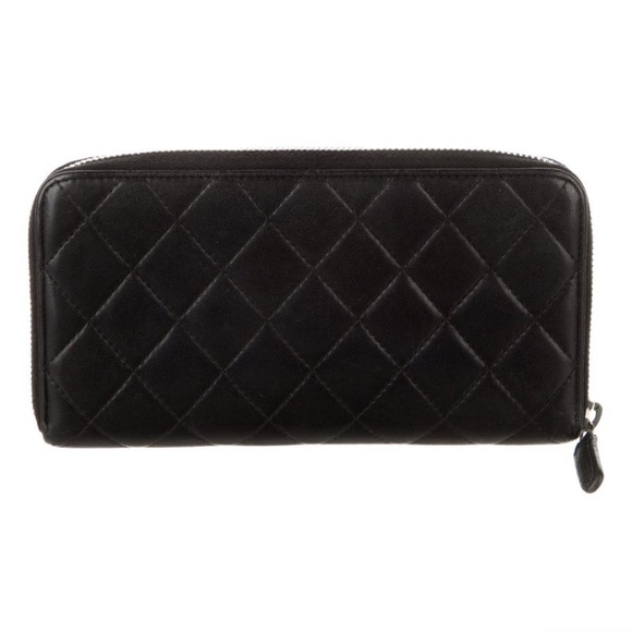 SOLD! Authentic Classic Chanel Continental Wallet - Picture 2 of 13
